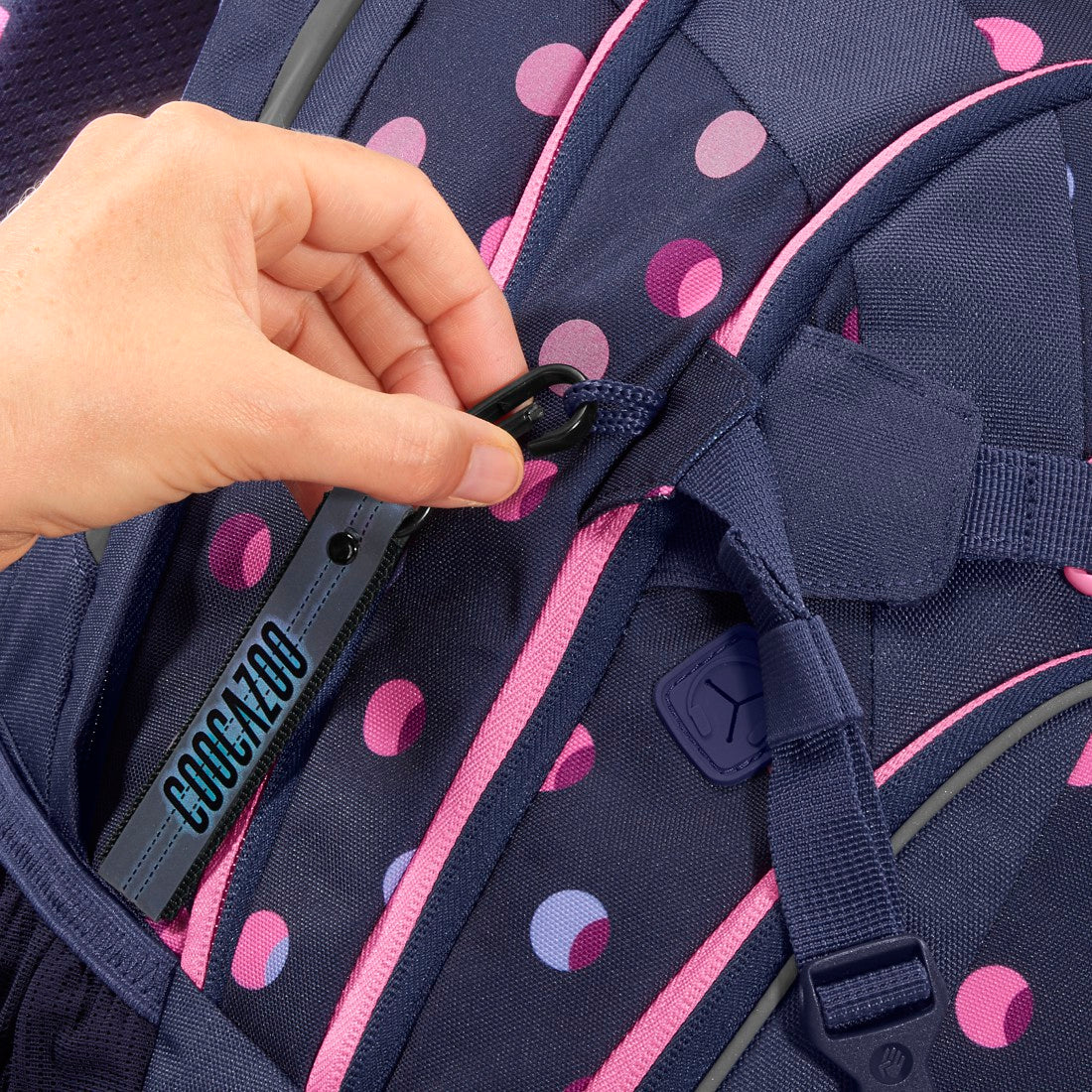 coocazoo Schulrucksack MATE, Reflective Moons - Bild 7