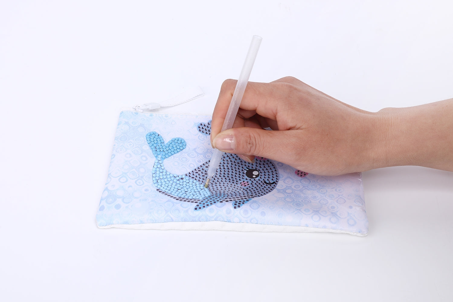 Diamond Dotz Narwhal Love Dotzies Mäppchen  20 x 12 cm - Bild 6