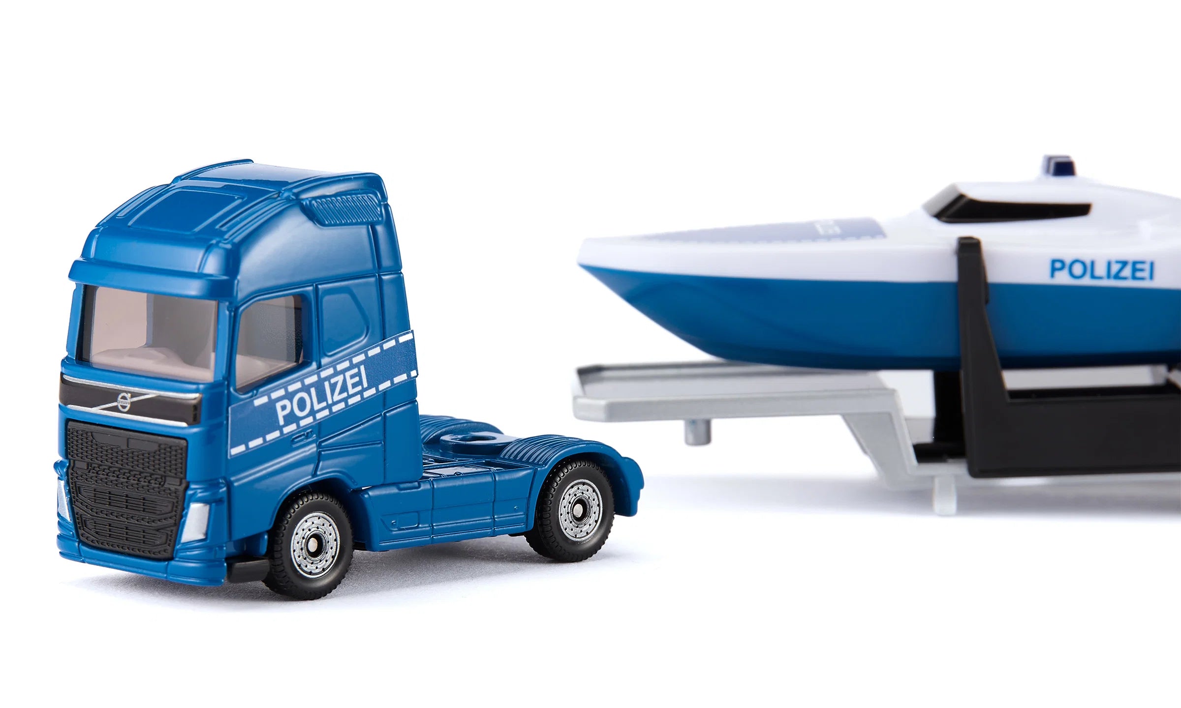 Siku Volvo Lkw mit Boot  01.757 - Bild 3
