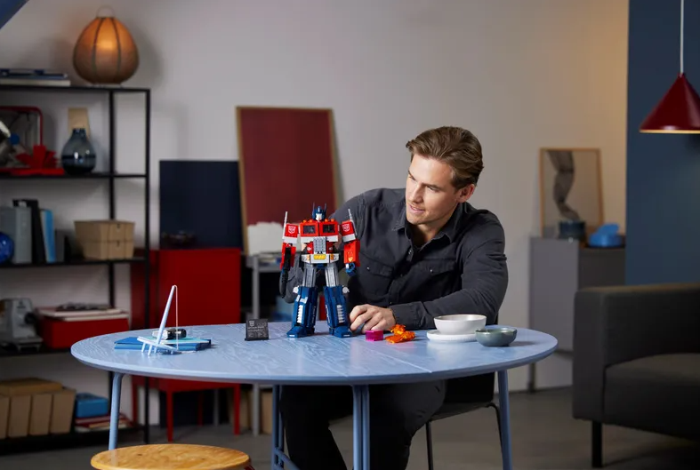 LEGO Icons Optimus Prime 10302 - Bild 7