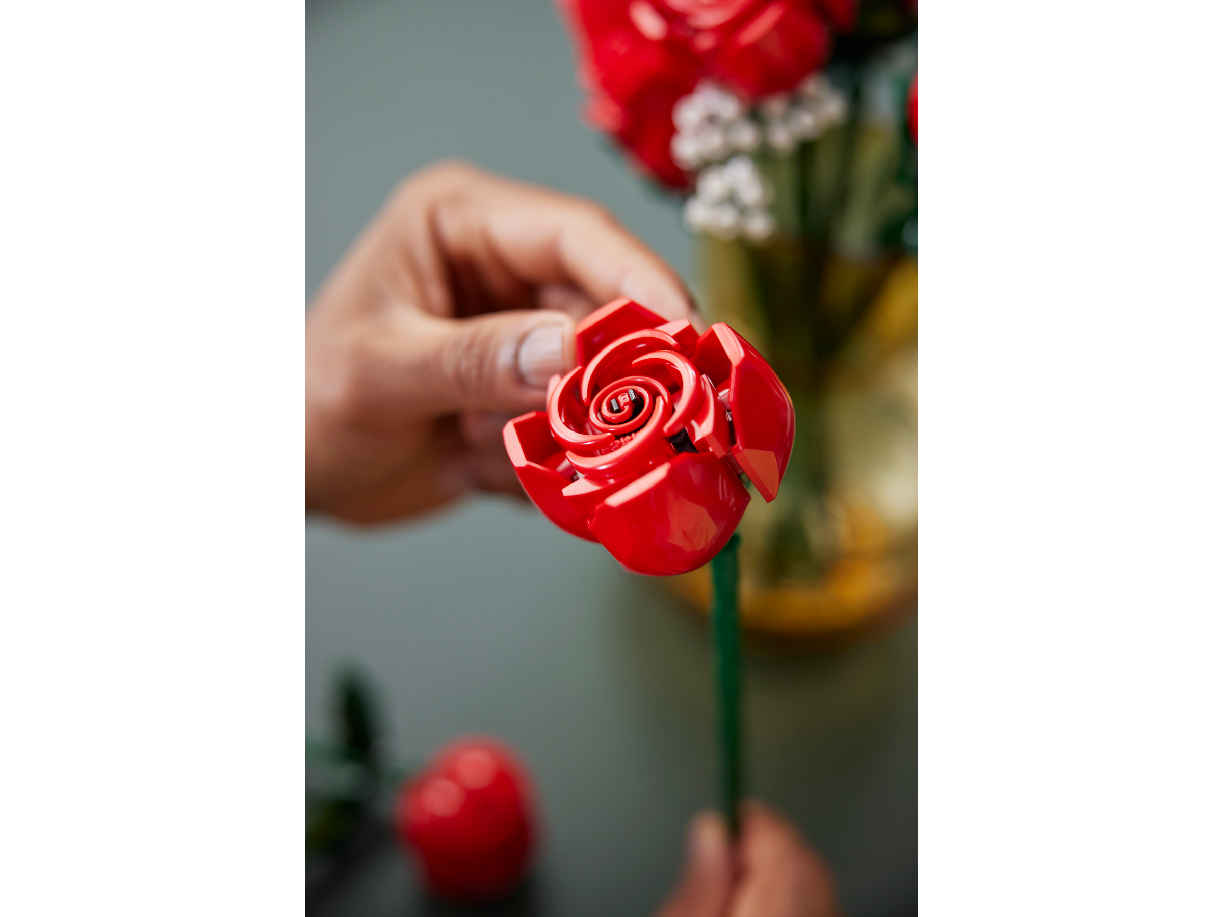 LEGO ICONS Rosenstrauss 10328 - Bild 3