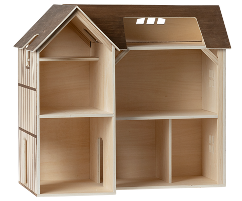 Mouse Hole Farmhouse aus Holz, unmöbliert mit Dach