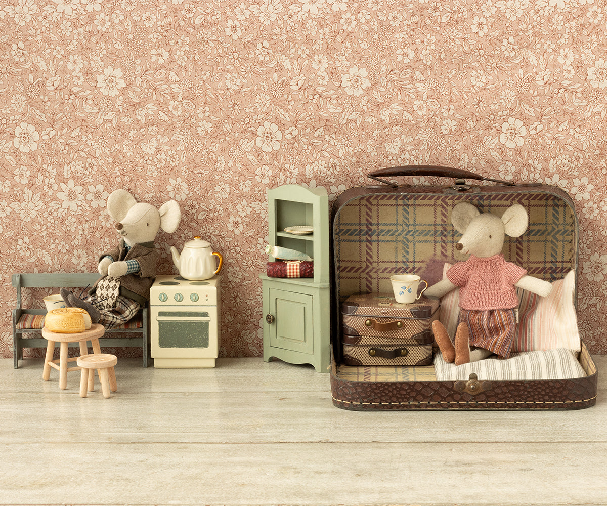 Maileg Eckschrank für Mäuse – Light Green - Bild 3