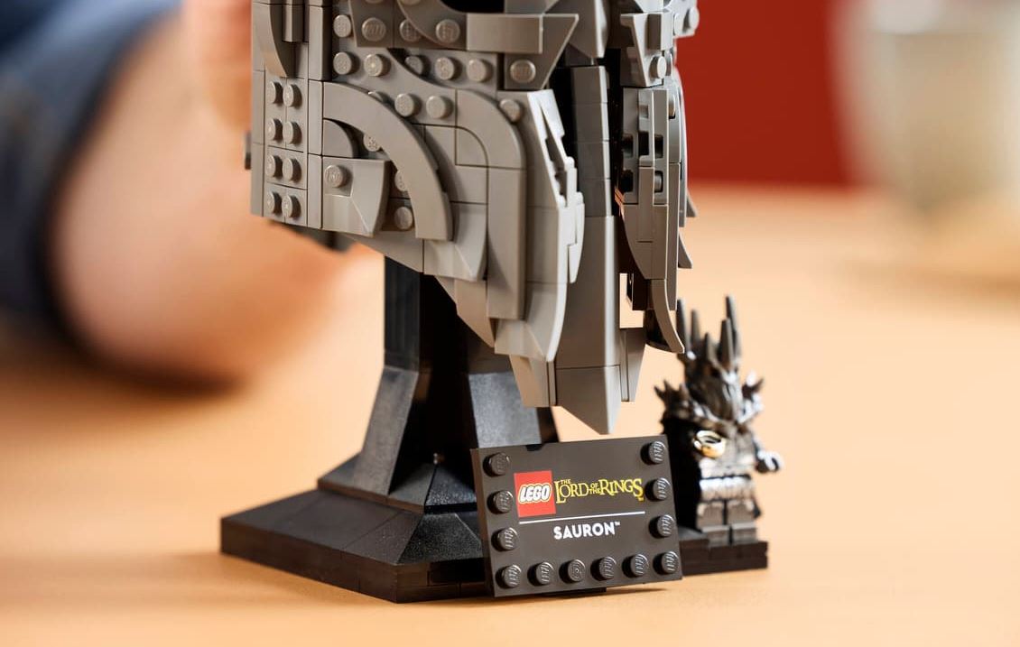 LEGO Icons 11373 Der Herr der Ringe: Saurons Helm - Bild 4