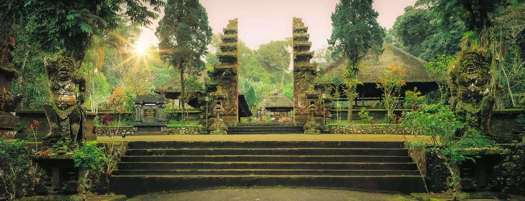 Puzzle 1000 Teile: Jungle Tempel Pura Luhur Batukaru, Bali 17.049 - Bild 2