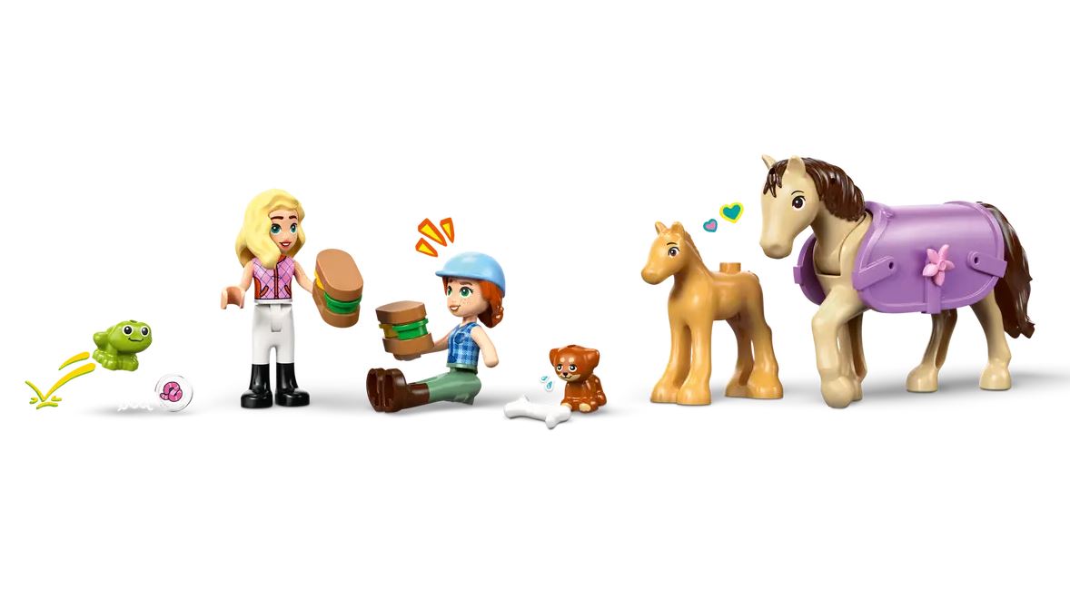 LEGO Friends Pferd und Fohlen mit Pferdeanhänger 42695 - Bild 4