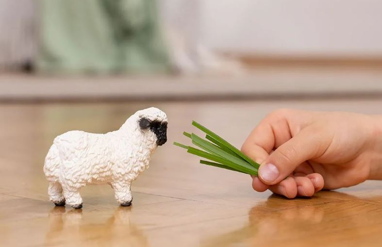 Schleich Walliser Schwarznasenschaf 13965 - Bild 2