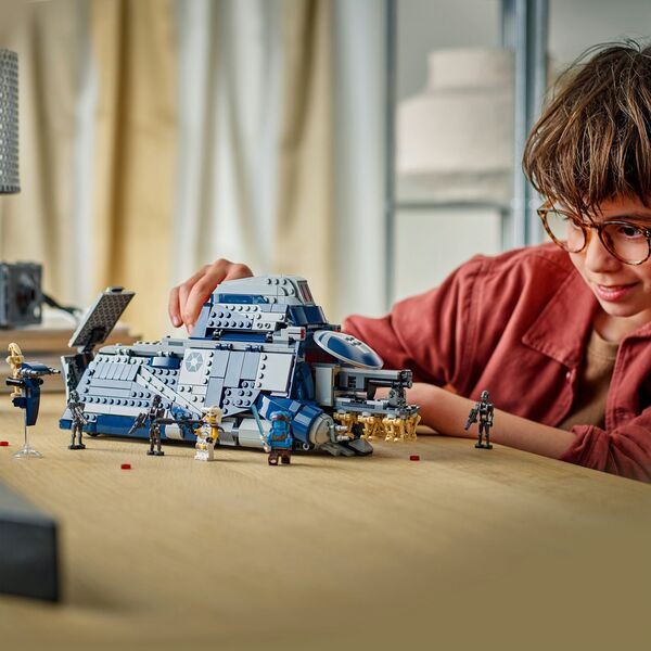 LEGO Star Wars™ MTT™ der Separatisten in der Schlacht von Felucia 75435 - Bild 6