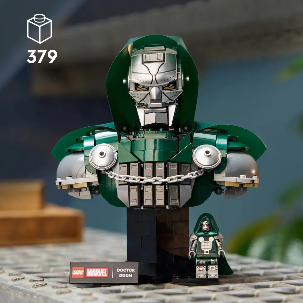 LEGO Marvel Super Heroes Doctor Doom Büste 76345 - Bild 5
