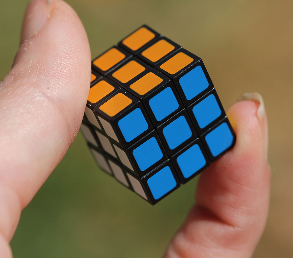 The Worlds Smallest Rubiks - Bild 2