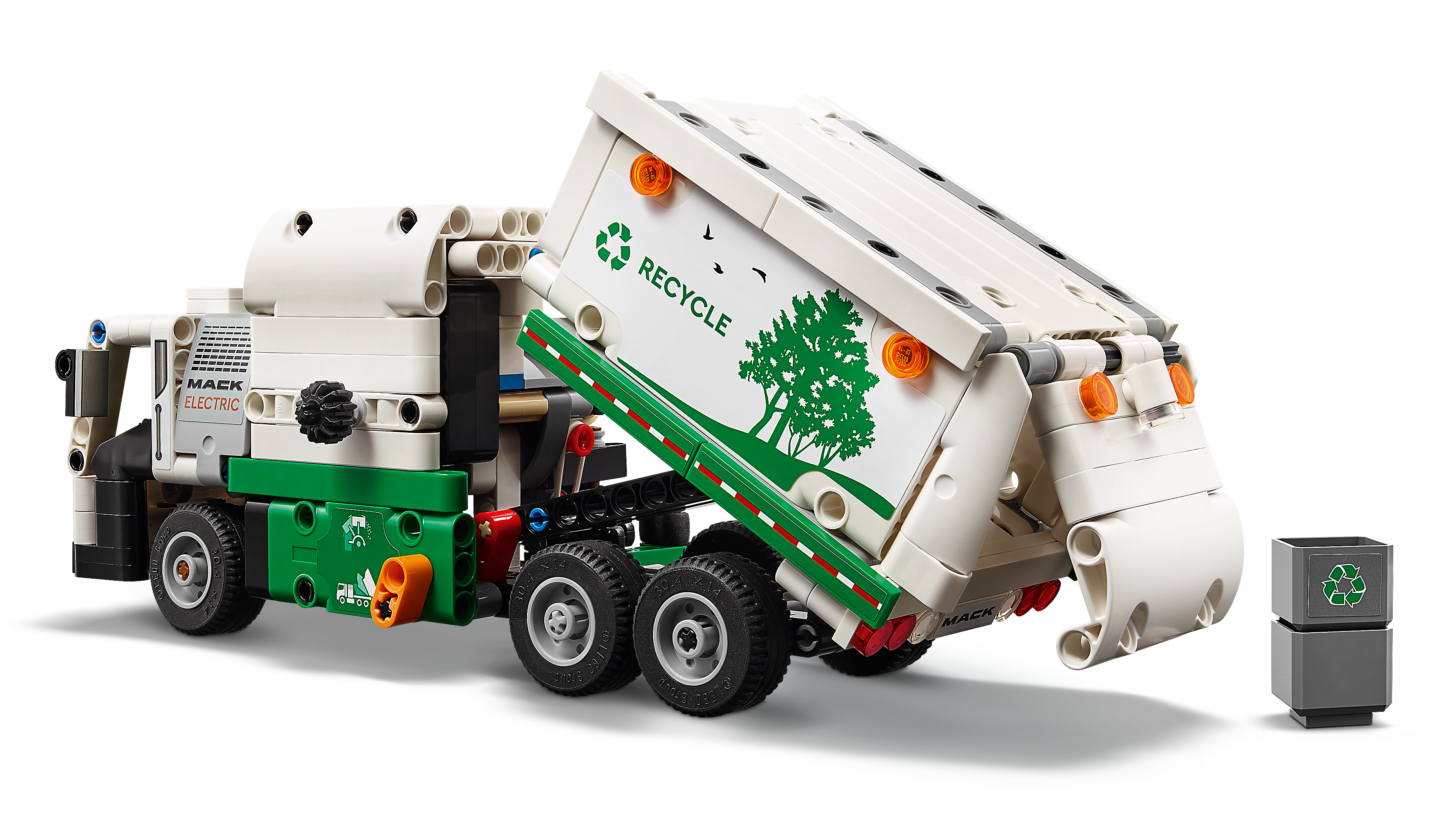 LEGO Technic Mack® LR Electric Müllwagen 42167 - Bild 4