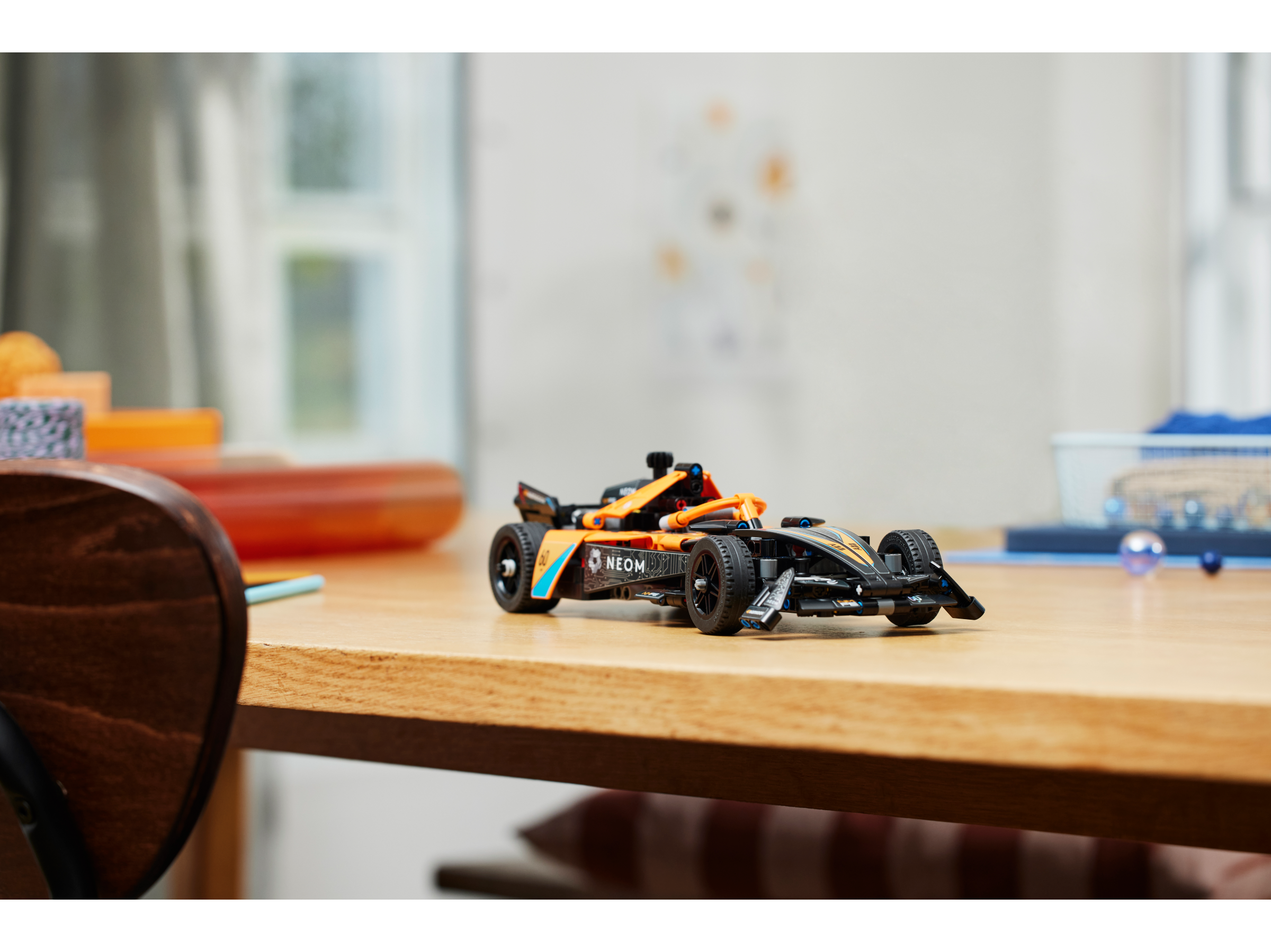 LEGO Technic NEOM McLaren E Race Car 42169 - Bild 7