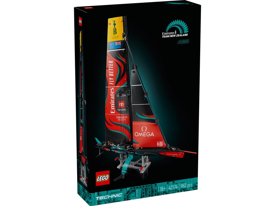 LEGO Technic Emirates Team New Zealand AC75   42174