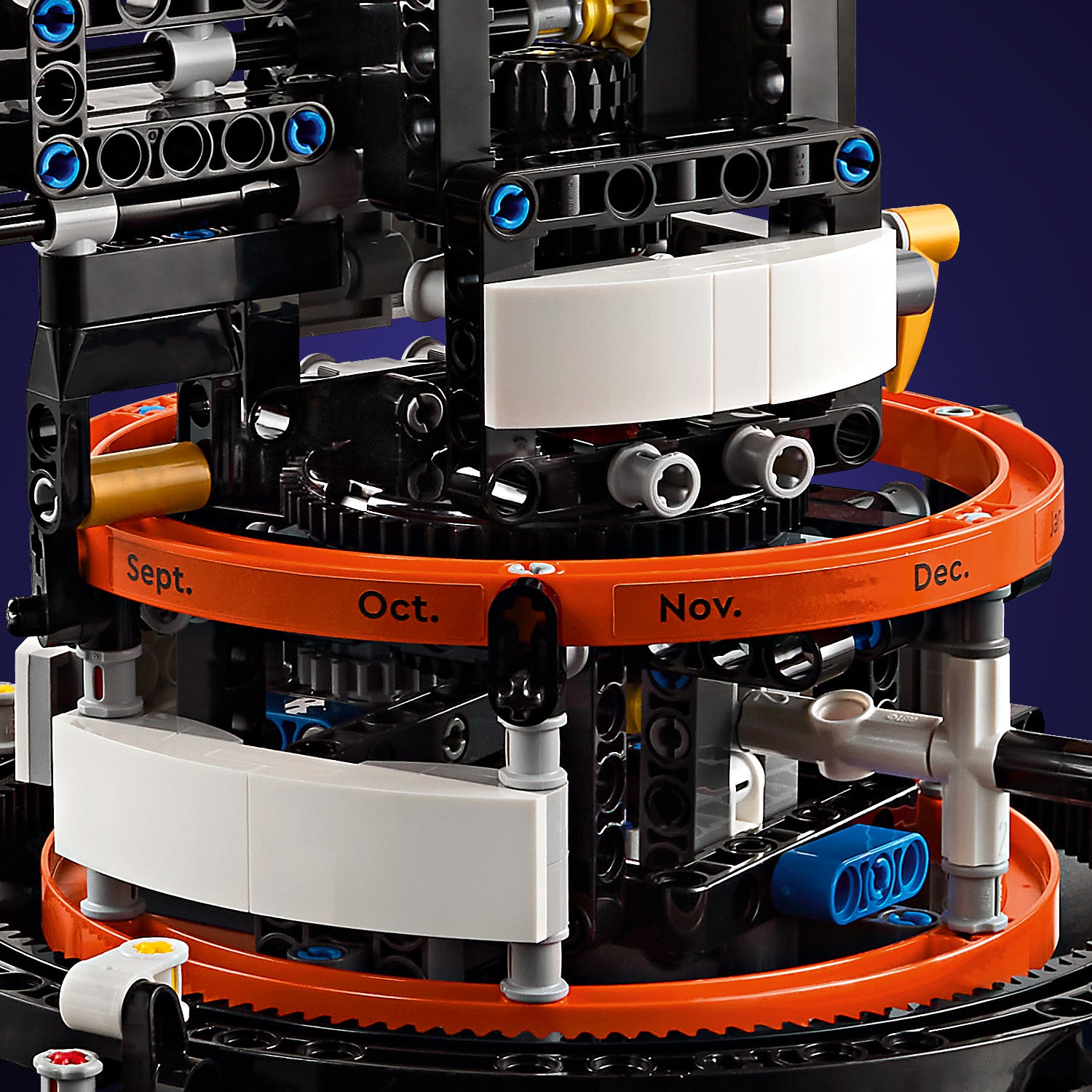 LEGO Technic Sonne Erde Mond Modell 42179 - Bild 6