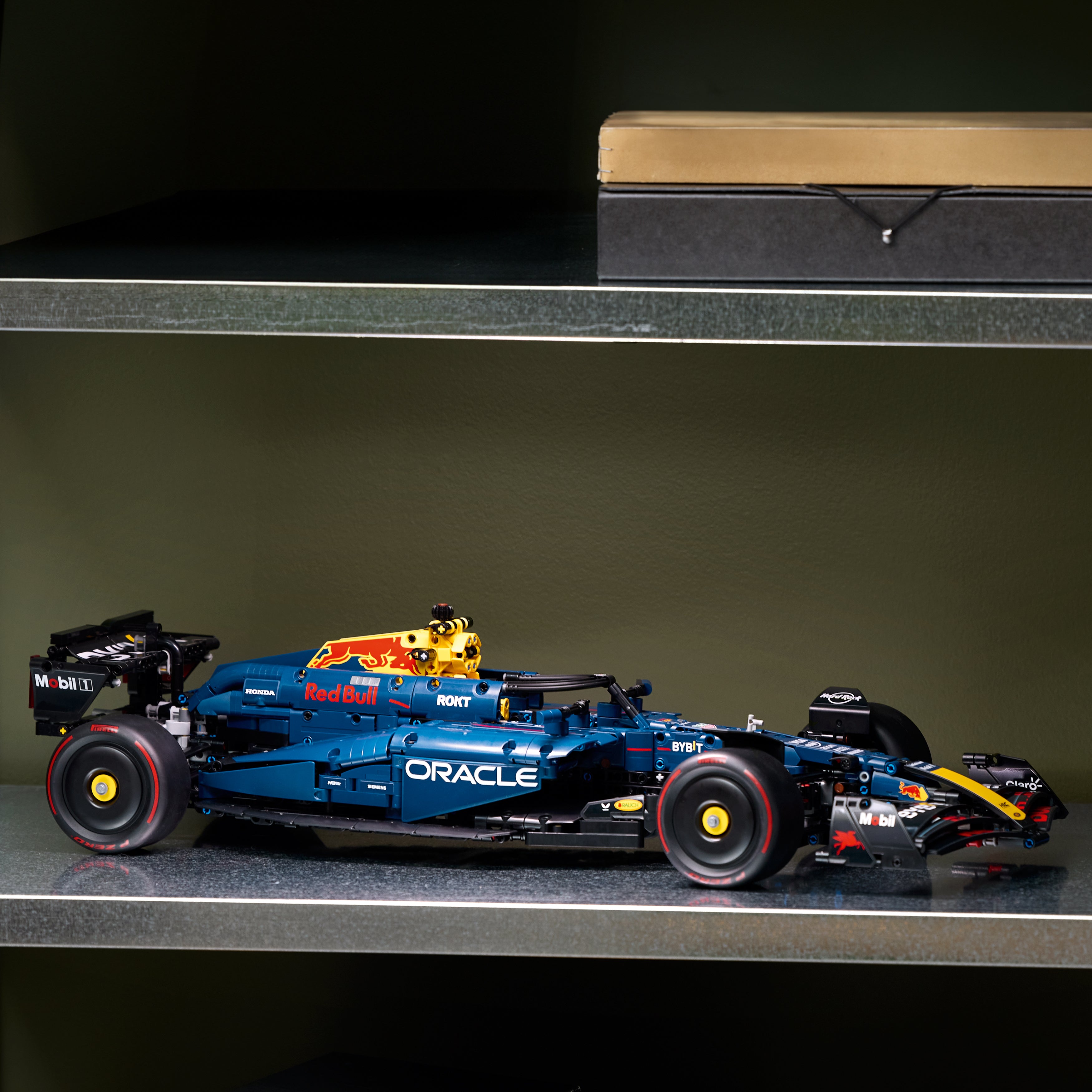 LEGO Technic Oracle Red Bull Racing RB20 F1  42206 - Bild 3