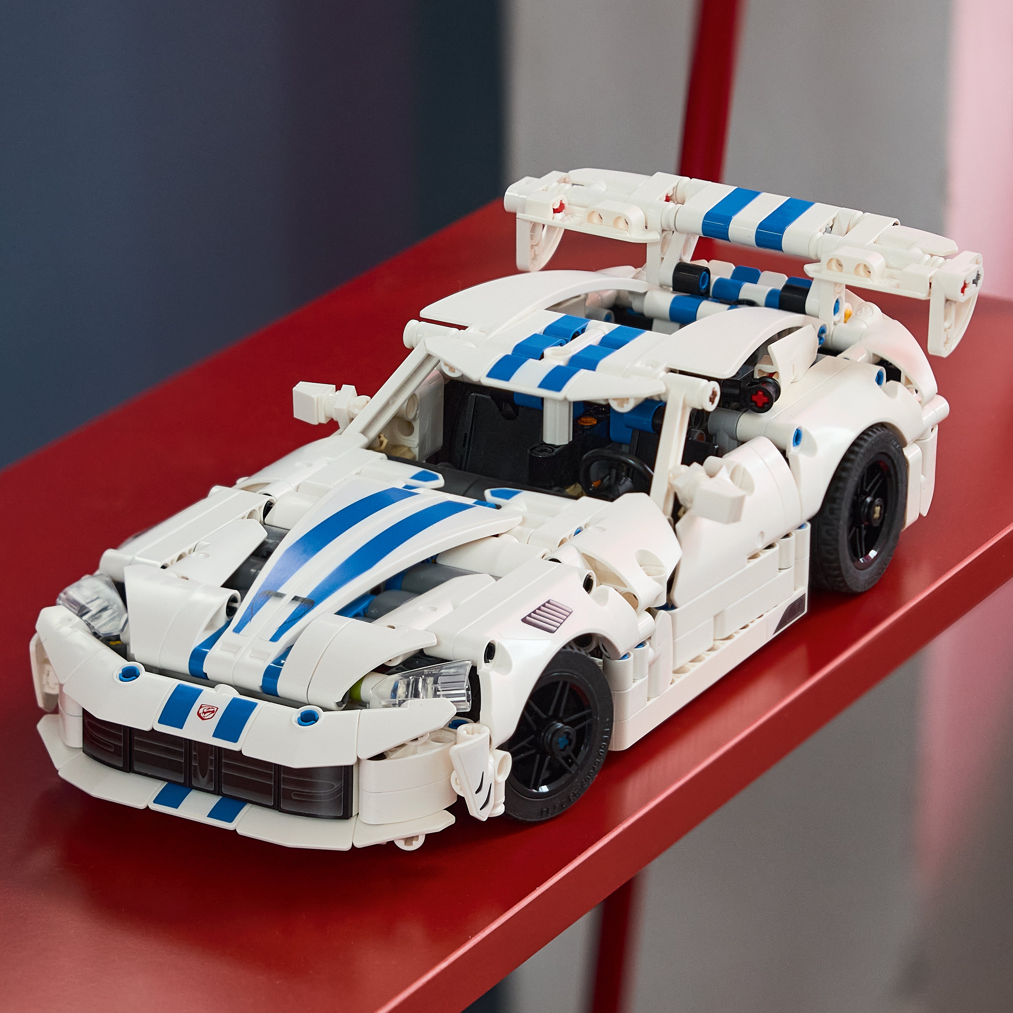 LEGO® Technic 42234 Dodge Viper GTS-R - Bild 8