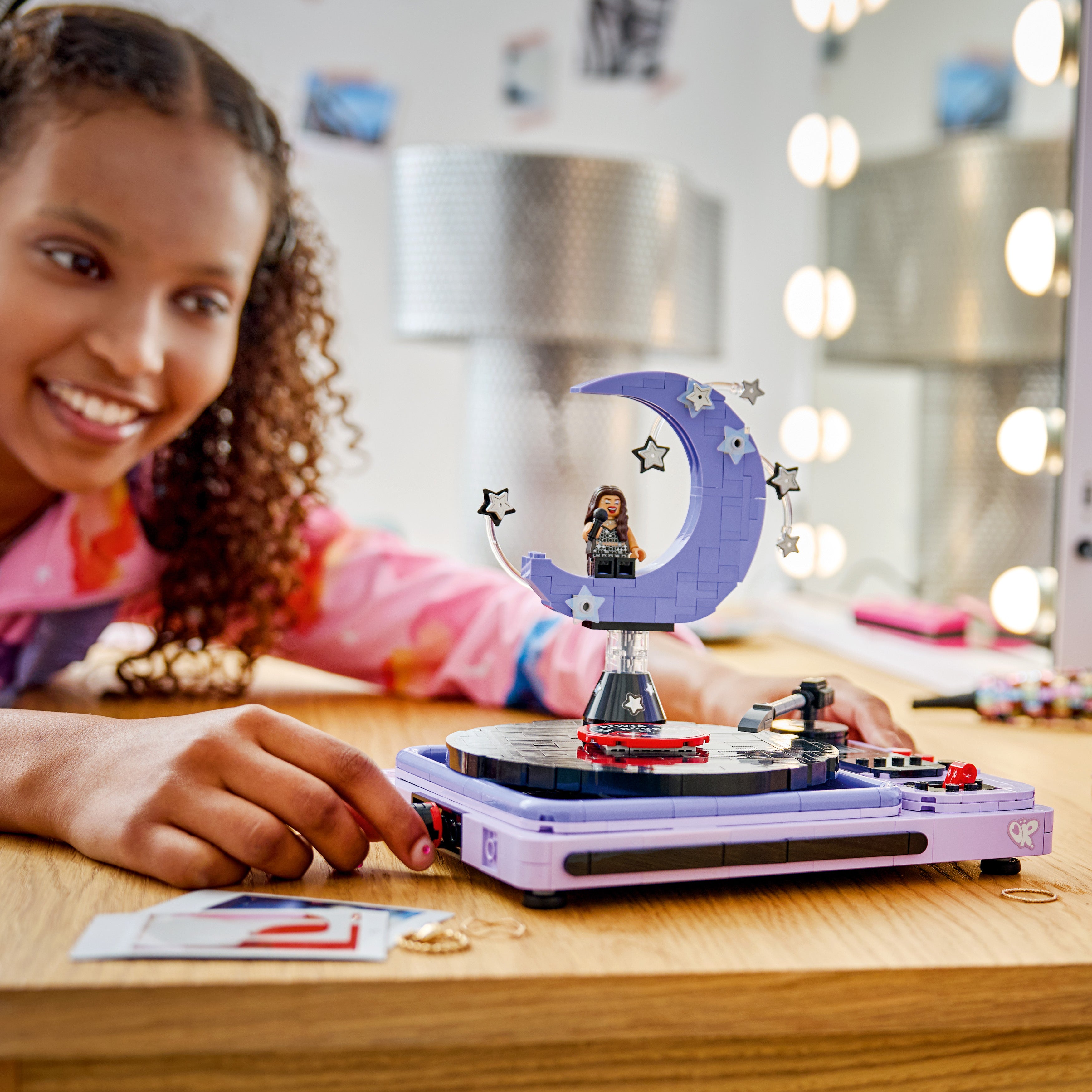 LEGO® Special Editions 43029 Olivia Rodrigos Konzertmond - Bild 8