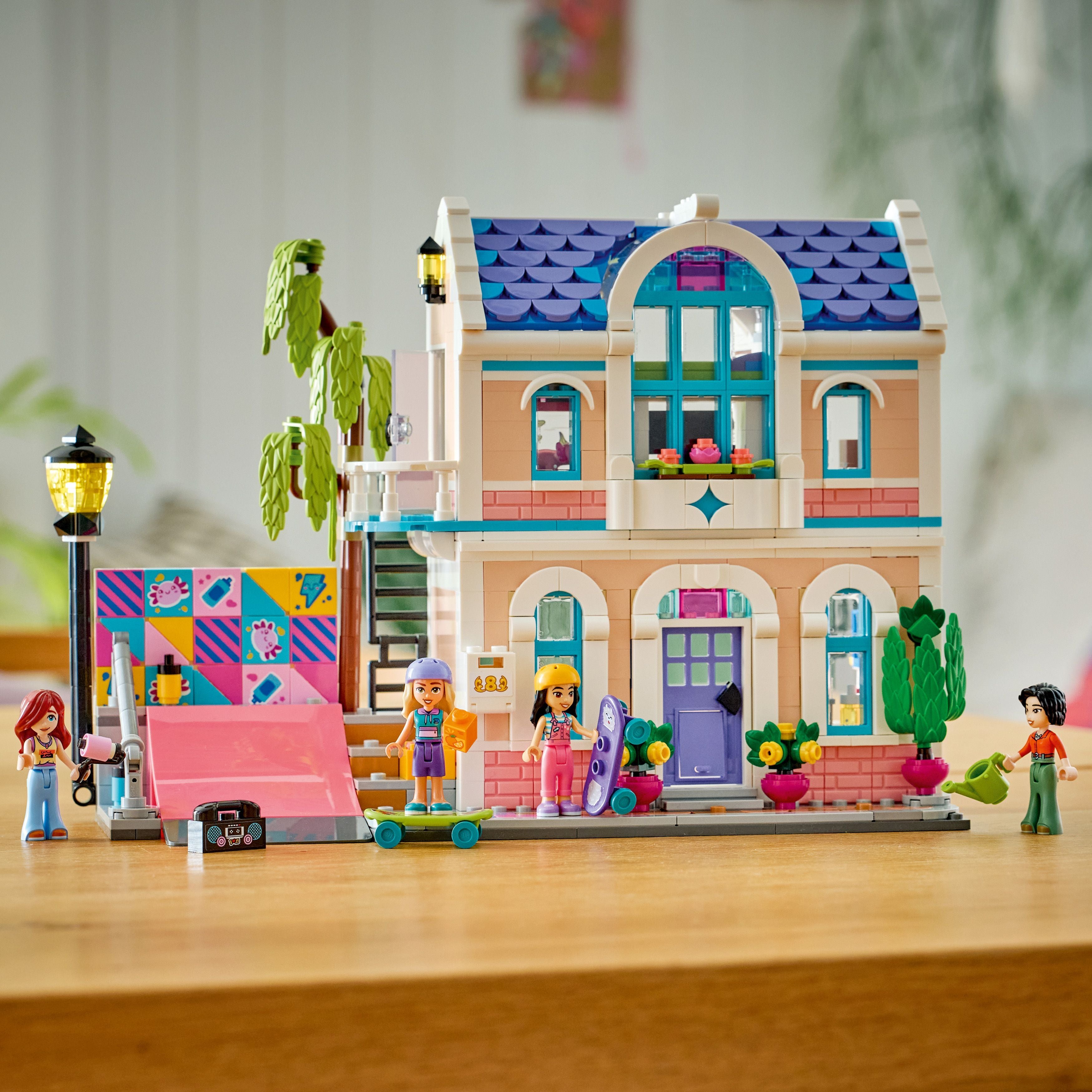 LEGO Friends Lianns Familienhaus 42687 - Bild 6