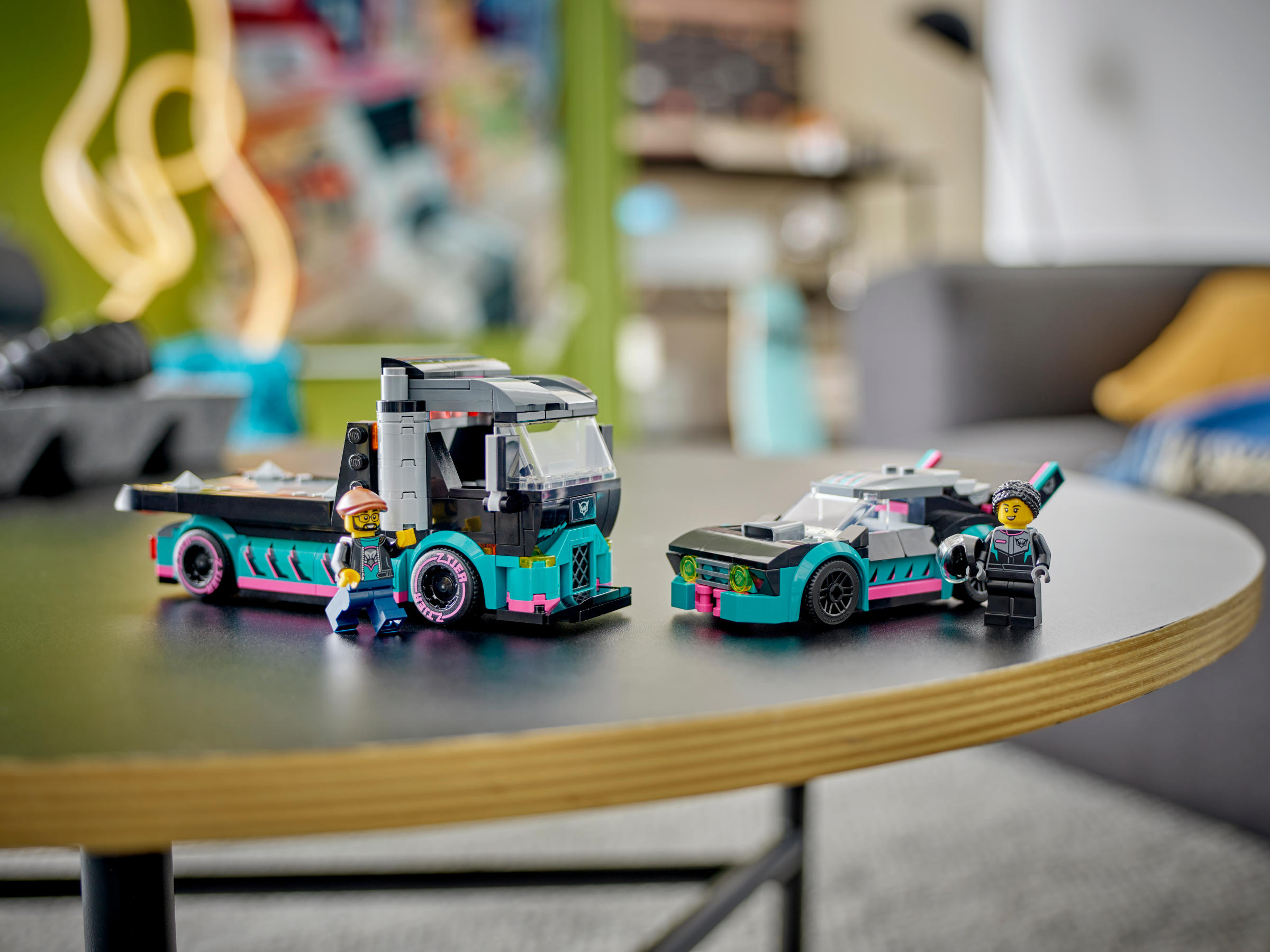 LEGO City Autotransporter mit Rennwagen 60406 - Bild 9