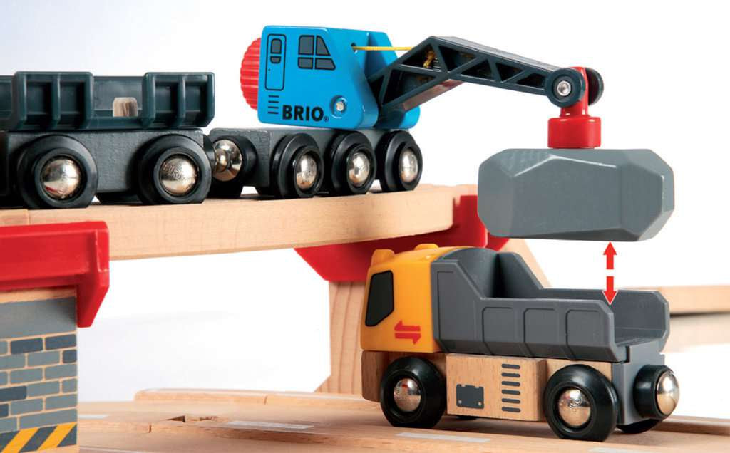 Brio Strassen und Schienen Steinverlade Set 33.210 - Bild 3