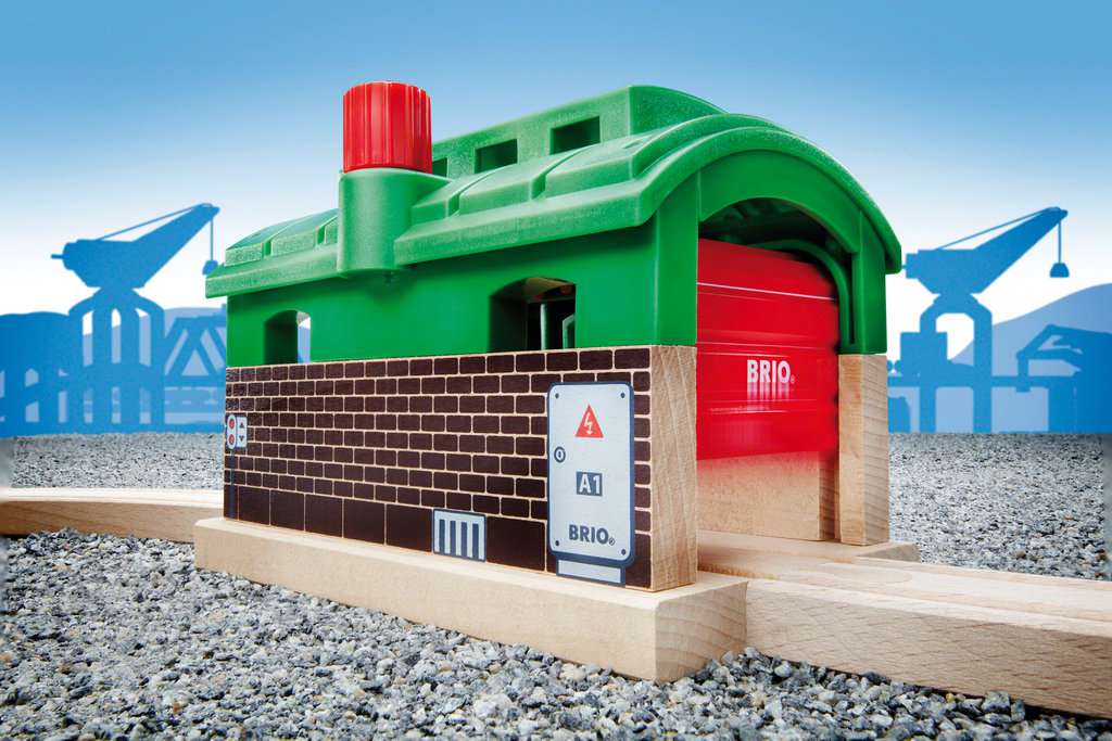 Brio Lokschuppen mit Rolltor 33574 - Bild 4