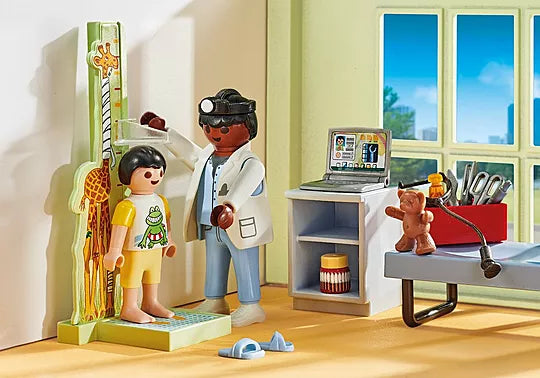 PLAYMOBIL City Life Kinderarzt mit Teddybär 71619 - Bild 4