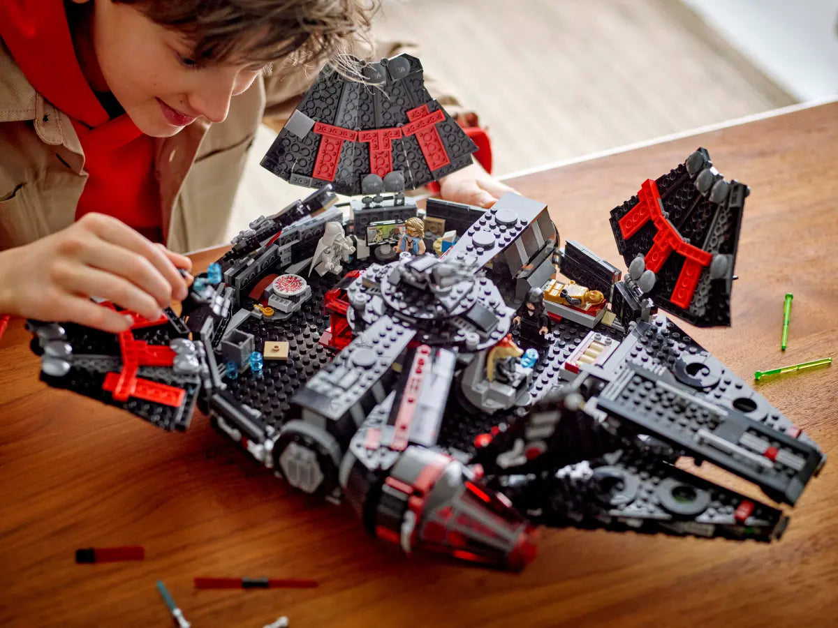 LEGO Star Wars Dunkler Millennium Falke 75389 - Bild 9