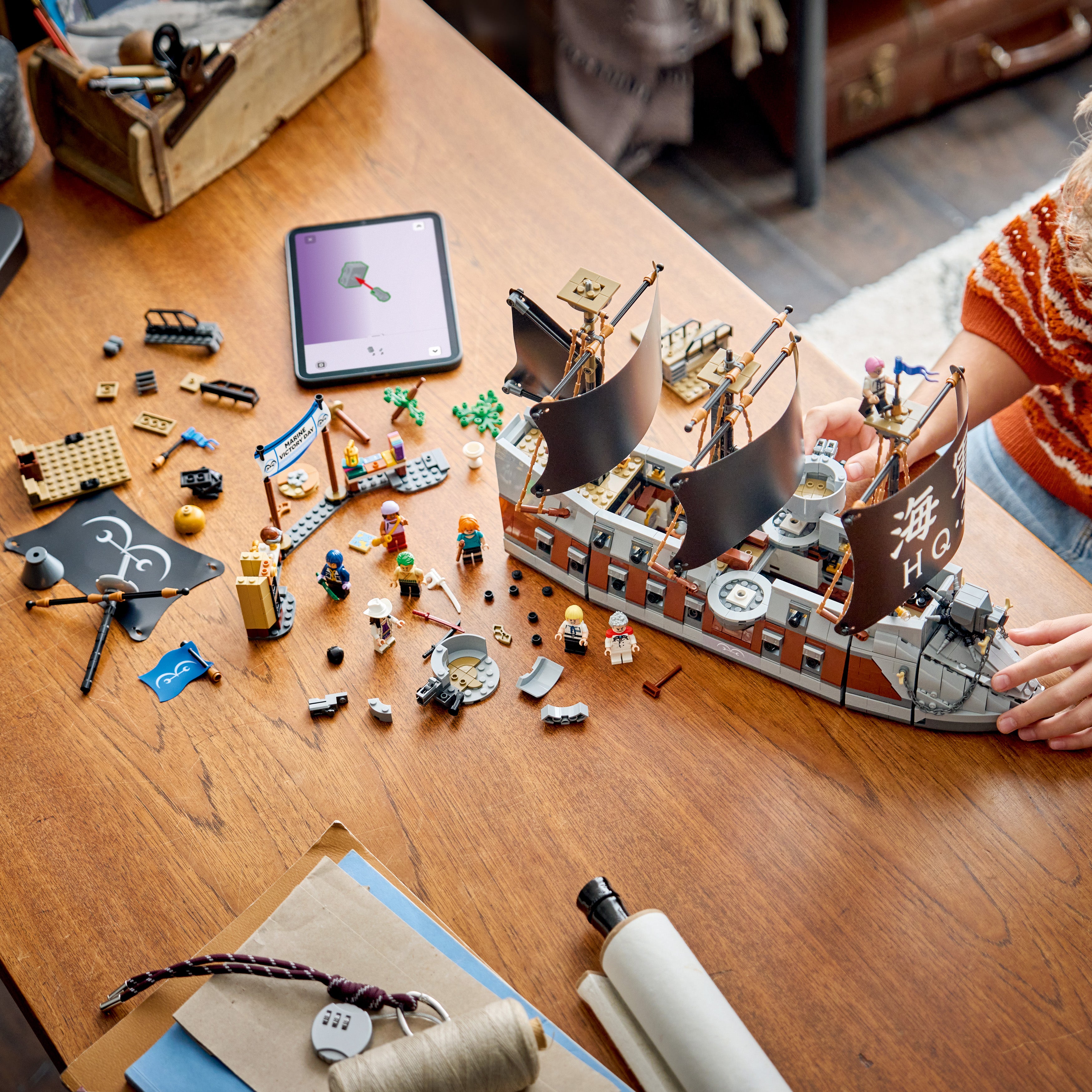 LEGO® One Piece 75646 Garps Marineschlachtschiff - Bild 5