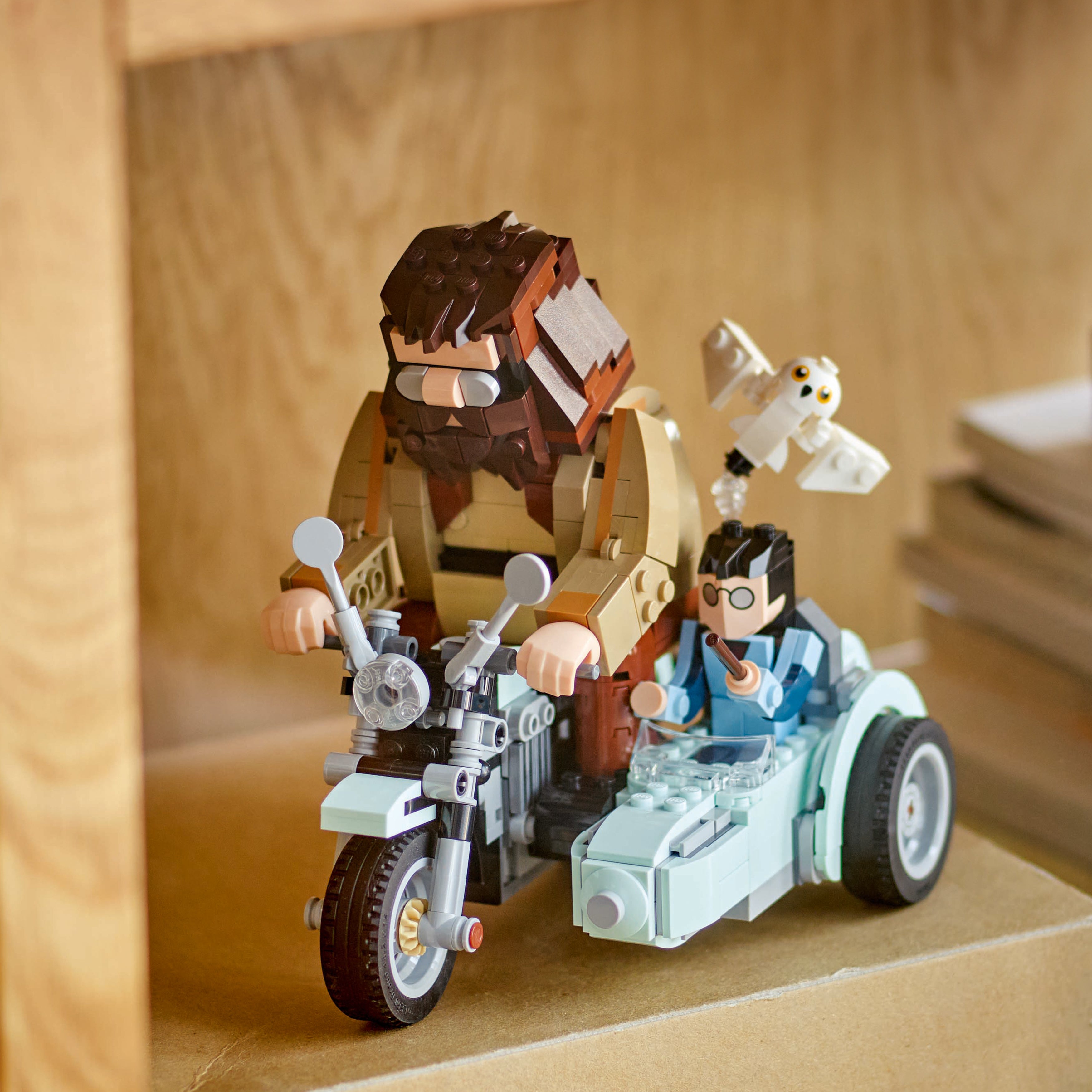 LEGO Harry Potter Hogwarts™: Hagrids und Harry's Motorradtour 76443 - Bild 5