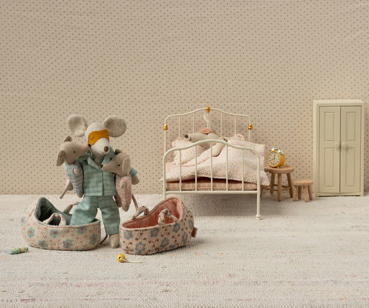 Maileg Baby-Maus in der Tragetasche – Blau - Bild 2