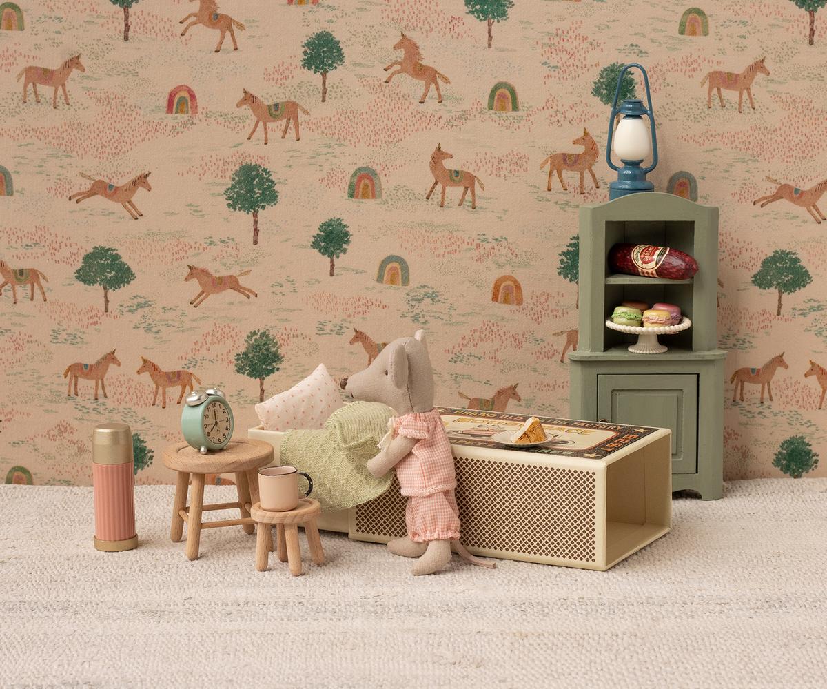 Maileg Eckschrank für Mäuse – Light Green - Bild 4