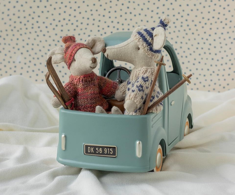 Maileg Wintermaus mit Ski-Set – Papa, Blau - Bild 3