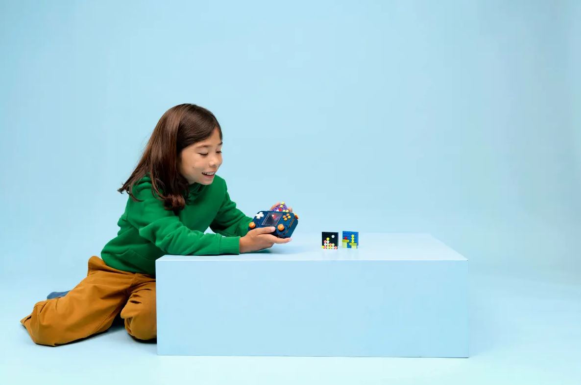 LEGO Creator 3-in-1 Retro-Spielkonsole 31380 - Bild 6