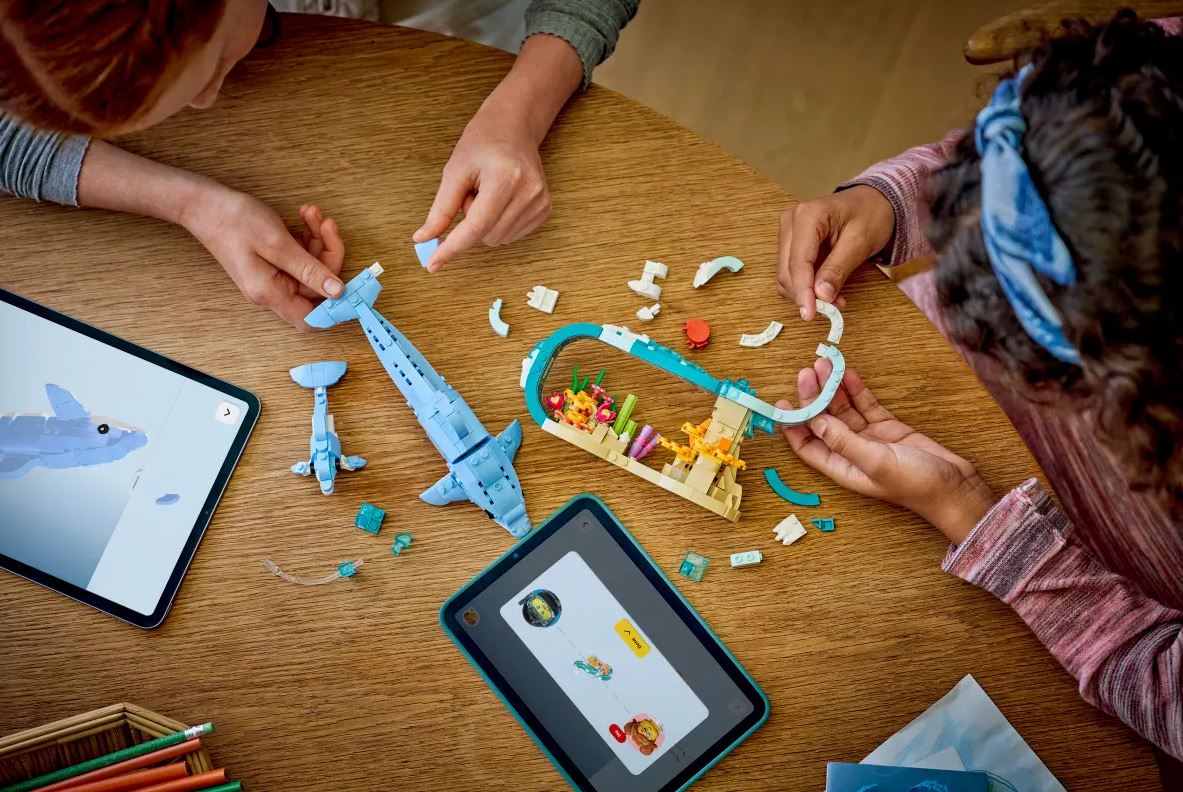 LEGO Creator 3-in-1 Meerestiere: Wunderschöne Delfine 31385 - Bild 7