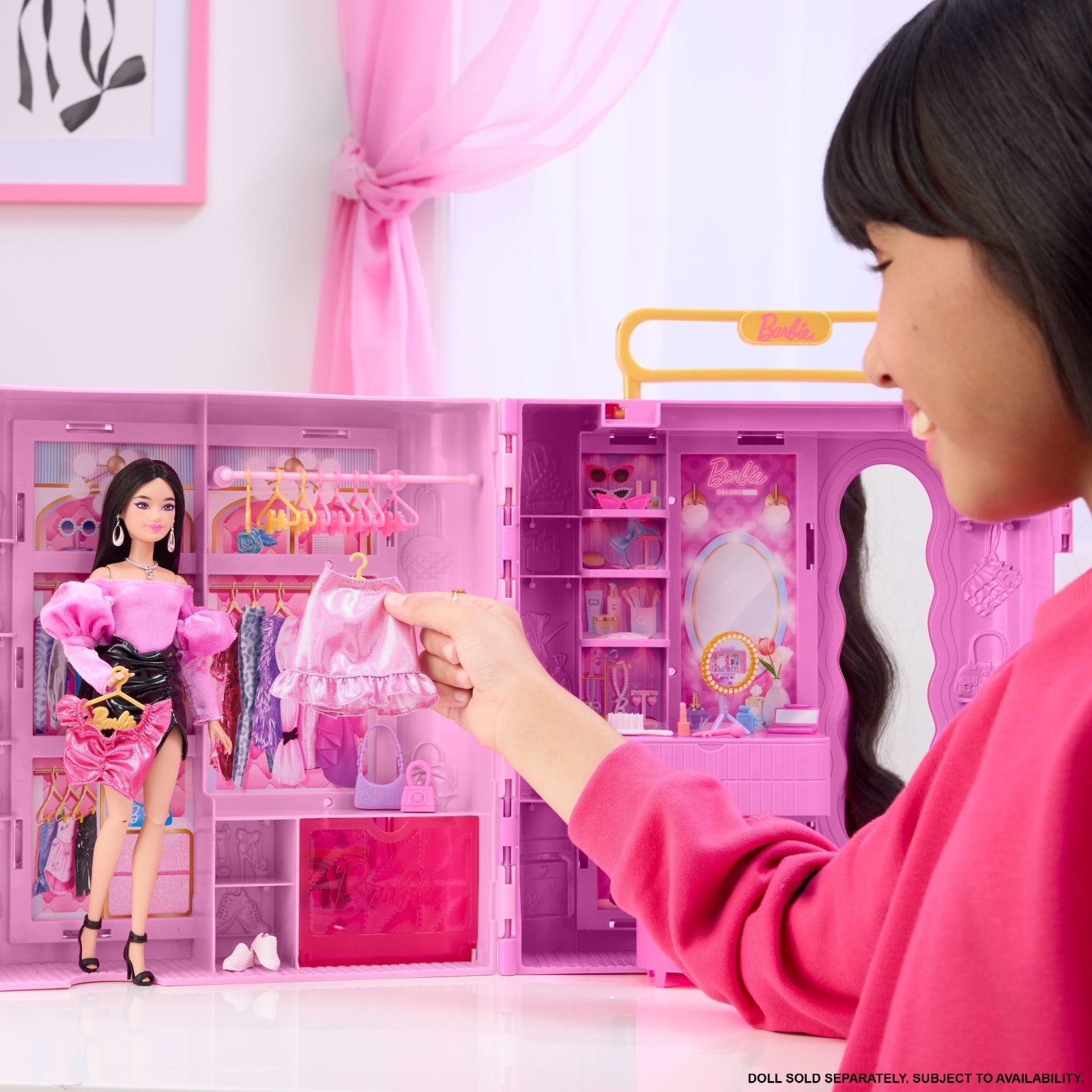 Barbie Deluxe Style Kleiderschrank mit Dreh-Ankleide - Bild 3