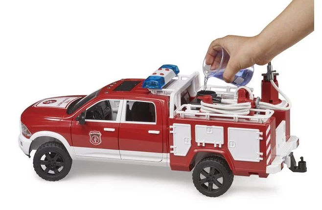 Bruder 02544 Feuerwehreinsatzwagen mit Light + Sound Modul - Bild 2