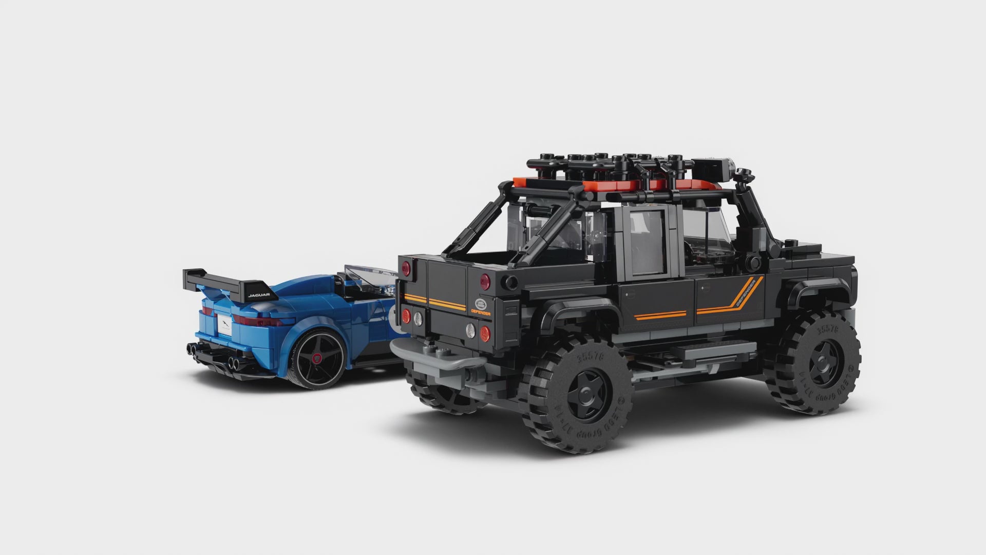LEGO® Speed Champions 77264 Jaguar F-TYPE Project 7 & Land Rover Defender Classic - Vorschaubild 8