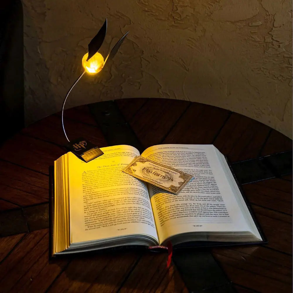 Harry Potter Goldener Schnatz Buchlampe mit Clip - Bild 4